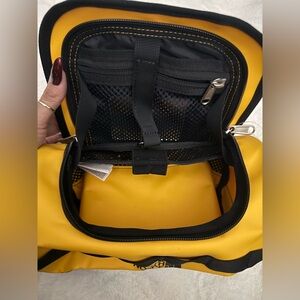 The North face base camp traveler canister